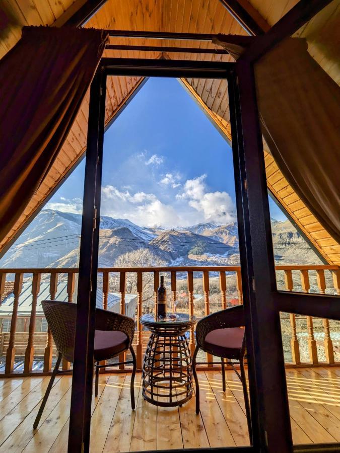 Cottage Caucasus كازباجي المظهر الخارجي الصورة